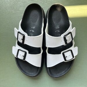 Birkenstock Arizona Birko-Flor White Platform